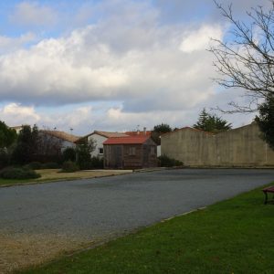 TERRAIN DE PETANQUE DE BEAUVOIR SUR NIORT