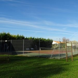 TERRAIN DE TENNIS